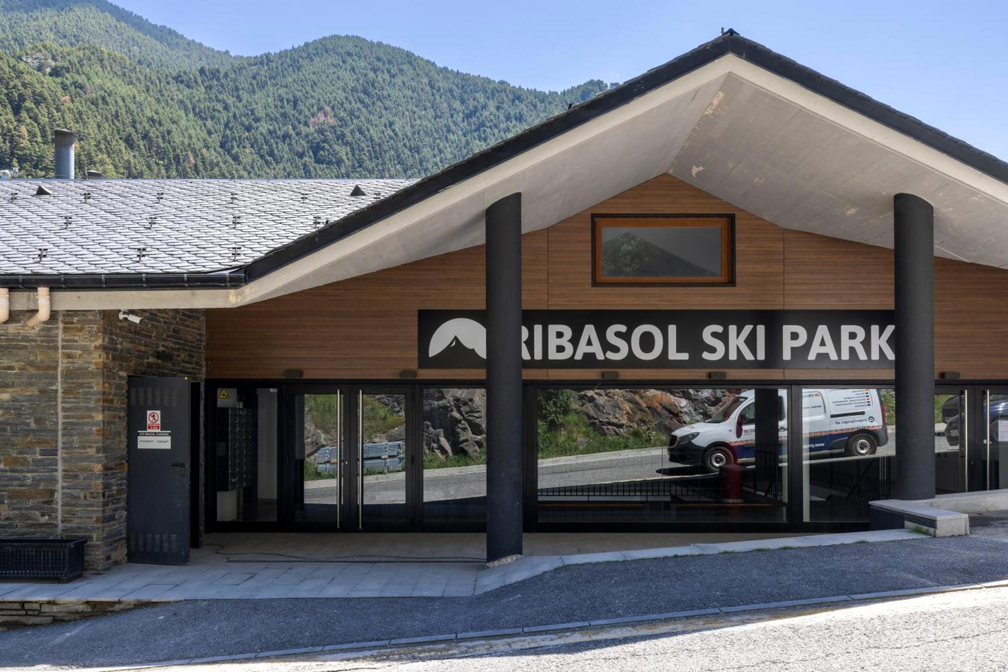 Iconic - A Pie De Pistas En 1 Minuto - Terraza Con Vistas Al Valle Arinsal - Parking Gratis L By Bonesvacances المظهر الخارجي الصورة